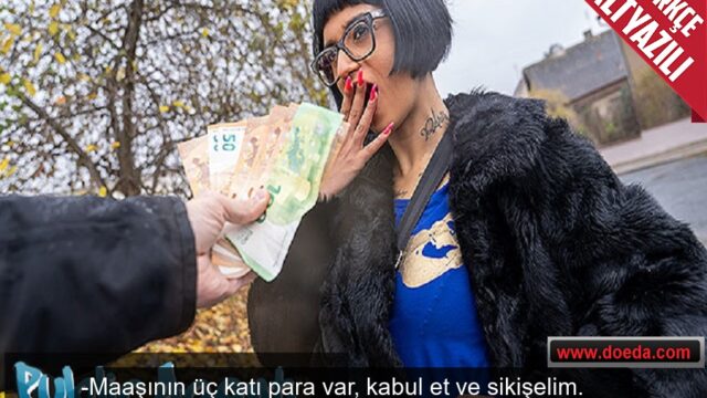 Yüzsüz Öneriyi Para İçin Kabul Edip Caddede Sansürsüz Seks